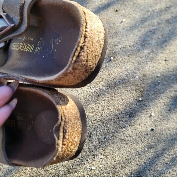 Birkenstock Arizona Taupe Suede Leather Buckle Sandals Sz L7 M6 - Picture 12 of 14